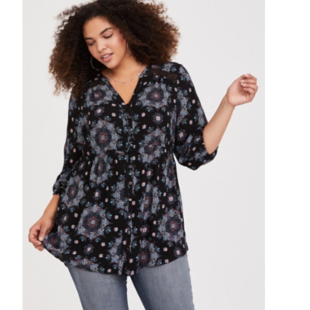 Torrid Black Floral Designed Top